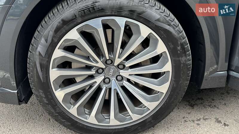 Внедорожник / Кроссовер Audi e-tron 2020 в Ивано-Франковске фото 16 Внедорожник / Кроссовер Audi e-tron 2020 в Ивано-Франковске