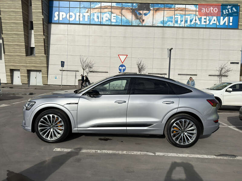 Внедорожник / Кроссовер Audi e-tron 2021 в Дрогобыче