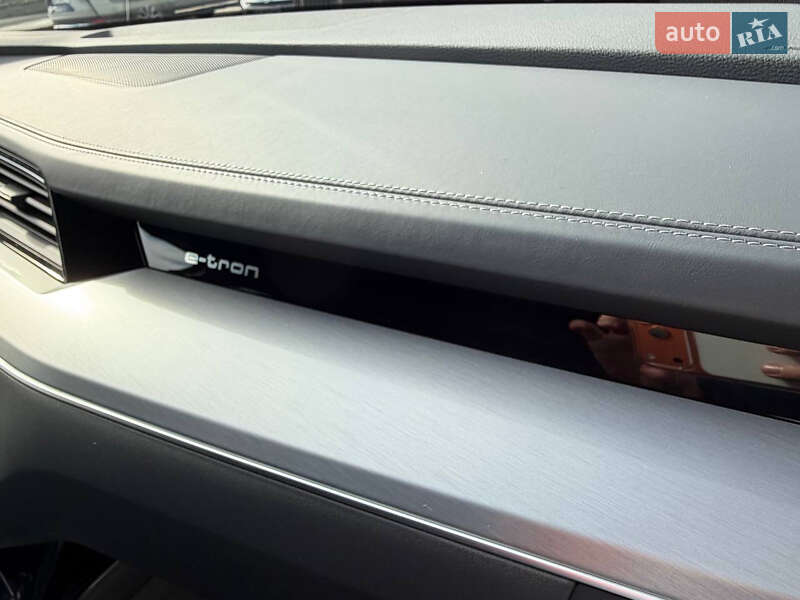 Внедорожник / Кроссовер Audi e-tron 2021 в Дрогобыче