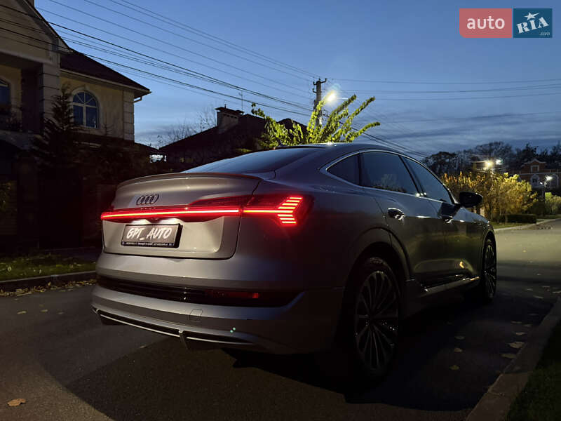 Внедорожник / Кроссовер Audi e-tron 2021 в Киеве