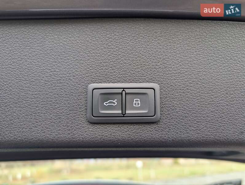 Позашляховик / Кросовер Audi e-tron 2020 в Тернополі