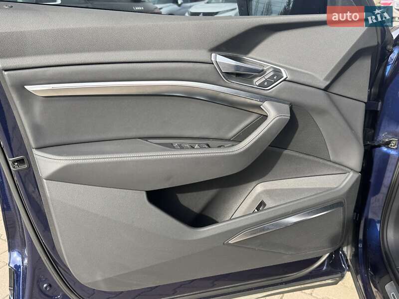 Внедорожник / Кроссовер Audi e-tron 2021 в Черновцах