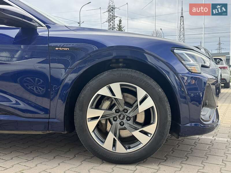 Внедорожник / Кроссовер Audi e-tron 2021 в Черновцах