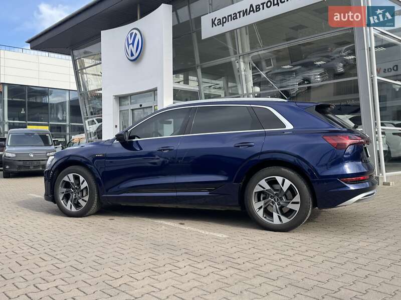 Внедорожник / Кроссовер Audi e-tron 2021 в Черновцах