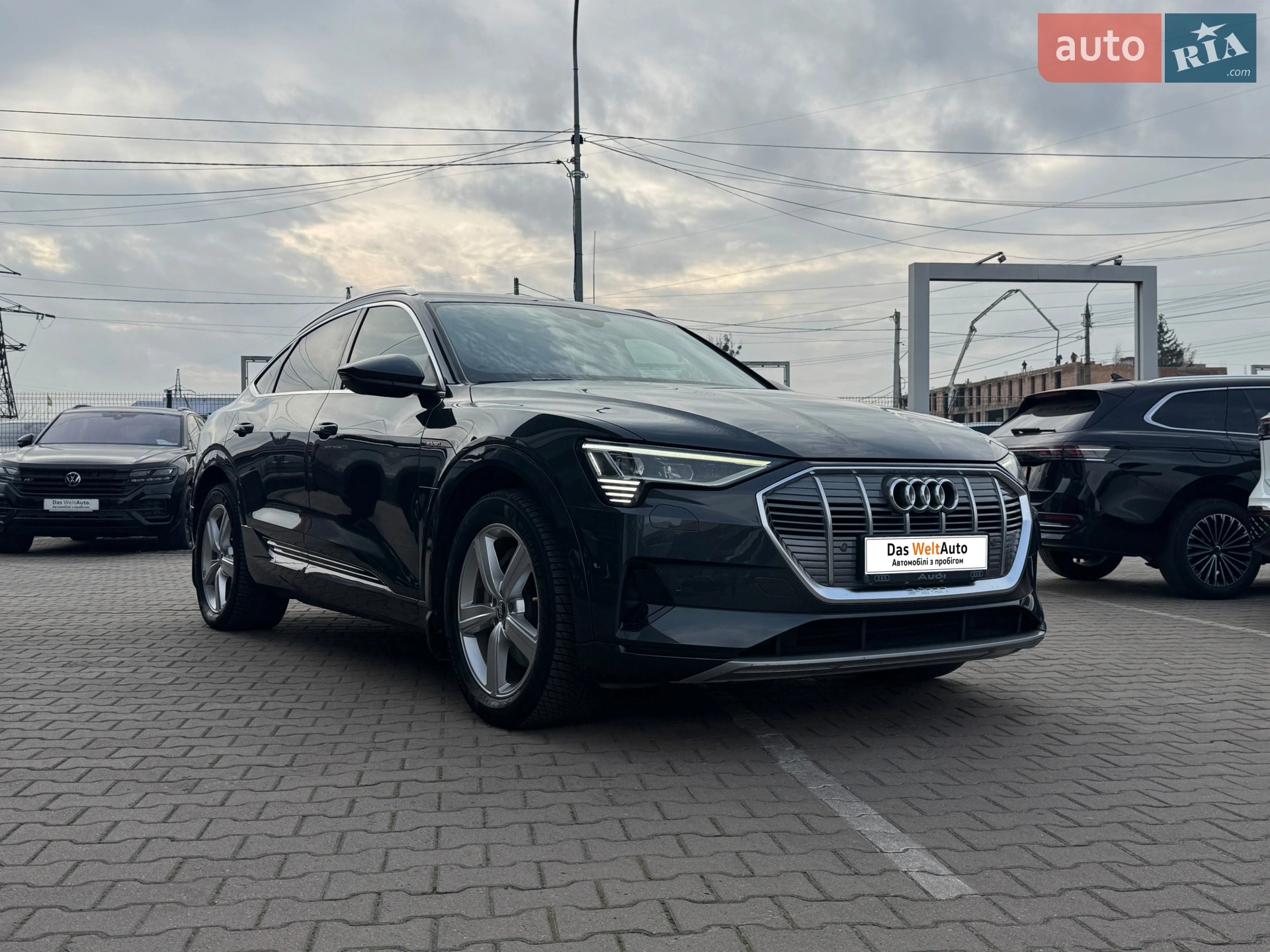 2020 Audi e-tron - фото 1