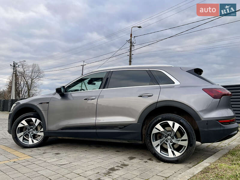 Внедорожник / Кроссовер Audi e-tron 2019 в Дрогобыче