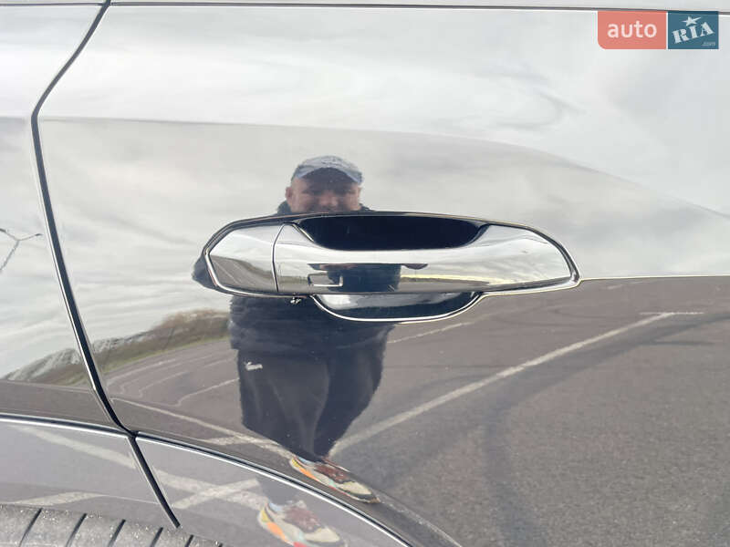 Позашляховик / Кросовер Audi e-tron 2023 в Рівному фото 26 Позашляховик / Кросовер Audi e-tron 2023 в Рівному