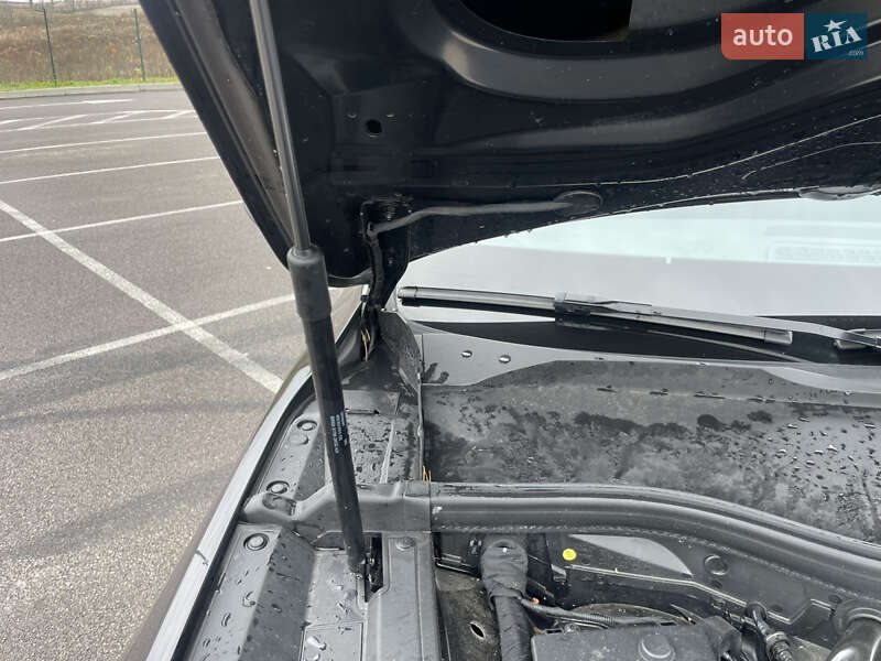 Позашляховик / Кросовер Audi e-tron 2023 в Рівному фото 36 Позашляховик / Кросовер Audi e-tron 2023 в Рівному