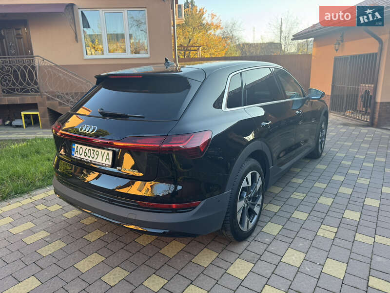 Позашляховик / Кросовер Audi e-tron 2022 в Мукачевому фото 5 Позашляховик / Кросовер Audi e-tron 2022 в Мукачевому