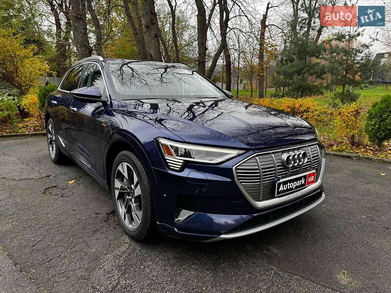 Позашляховик / Кросовер Audi e-tron 2020 в Києві