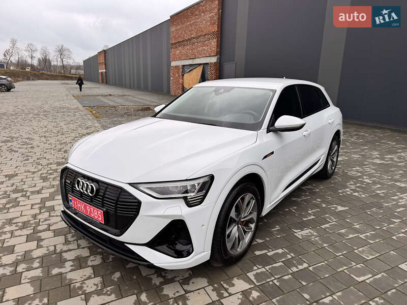 Позашляховик / Кросовер Audi e-tron 2023 в Хмельницькому фото 3 Позашляховик / Кросовер Audi e-tron 2023 в Хмельницькому