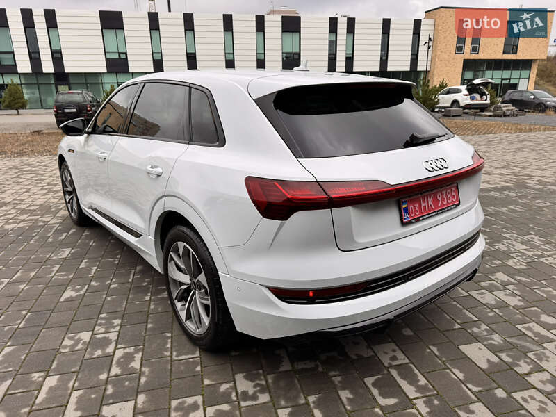 Позашляховик / Кросовер Audi e-tron 2023 в Хмельницькому фото 11 Позашляховик / Кросовер Audi e-tron 2023 в Хмельницькому