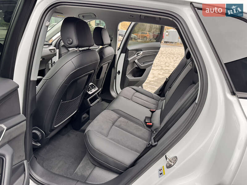 Позашляховик / Кросовер Audi e-tron 2023 в Хмельницькому фото 27 Позашляховик / Кросовер Audi e-tron 2023 в Хмельницькому