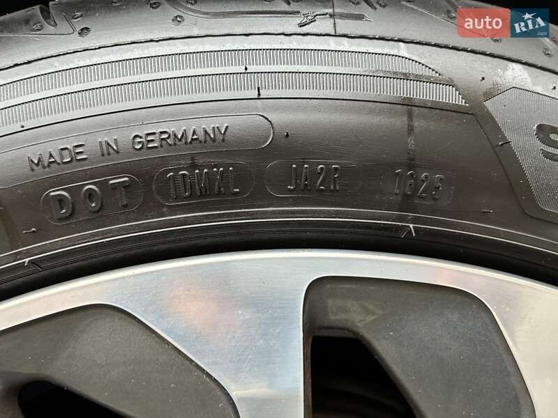 Позашляховик / Кросовер Audi e-tron 2022 в Києві