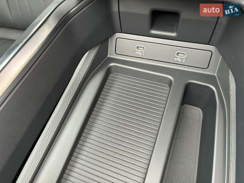 Позашляховик / Кросовер Audi e-tron 2022 в Києві