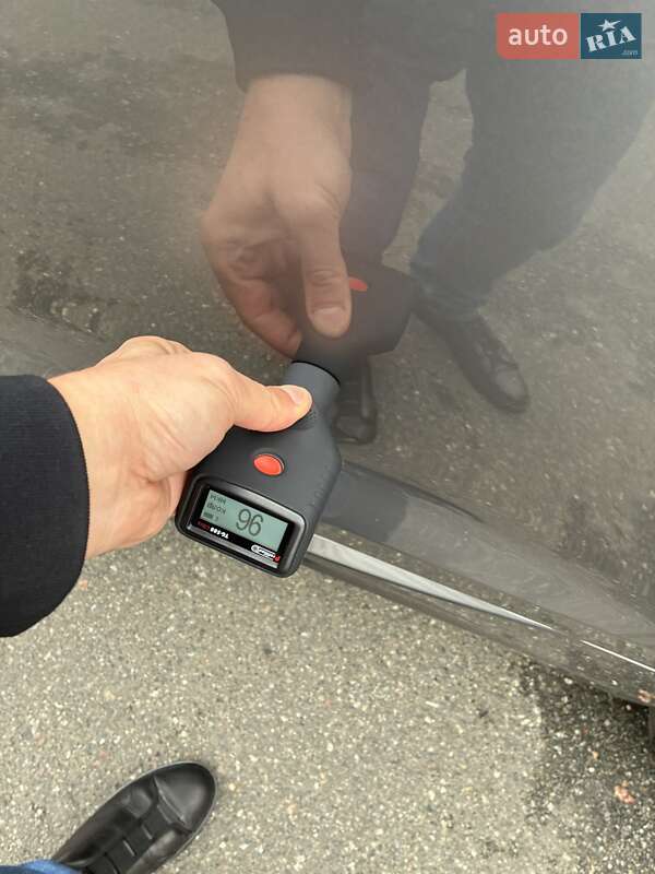 Позашляховик / Кросовер Audi e-tron 2022 в Києві