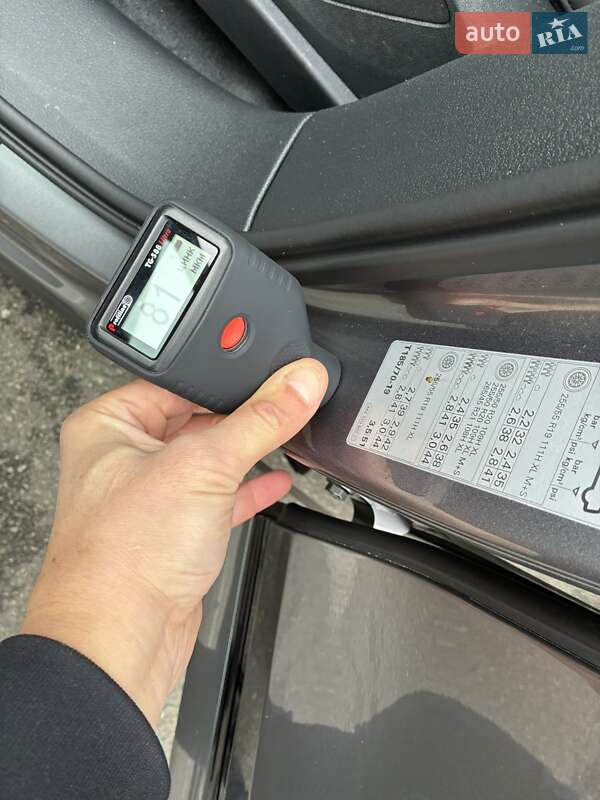 Позашляховик / Кросовер Audi e-tron 2022 в Києві