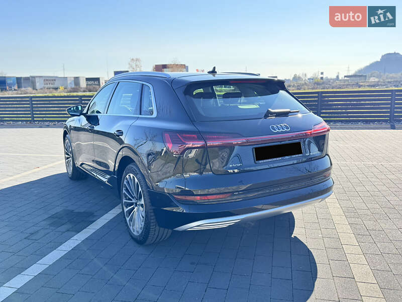 Внедорожник / Кроссовер Audi e-tron 2020 в Мукачево