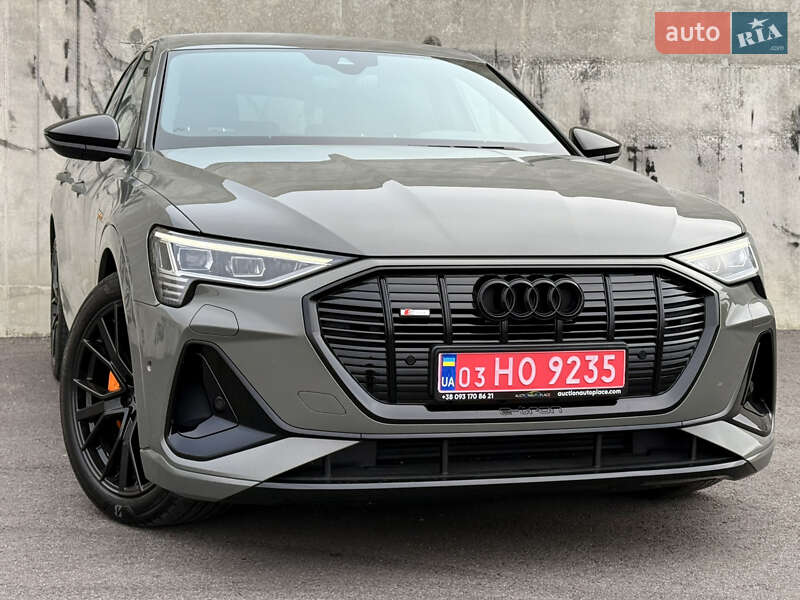 Позашляховик / Кросовер Audi e-tron 2022 в Львові