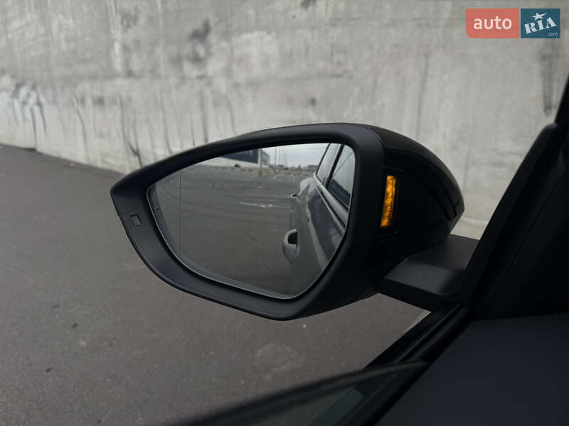 Позашляховик / Кросовер Audi e-tron 2022 в Львові