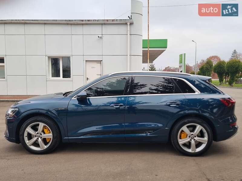 Внедорожник / Кроссовер Audi e-tron 2020 в Коломые