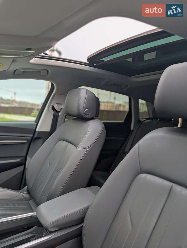 Внедорожник / Кроссовер Audi e-tron 2022 в Львове