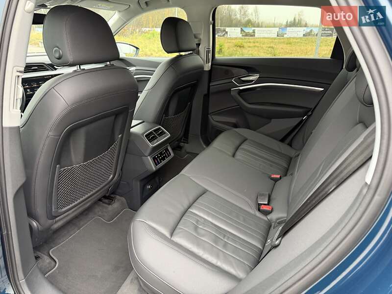 Внедорожник / Кроссовер Audi e-tron 2021 в Львове