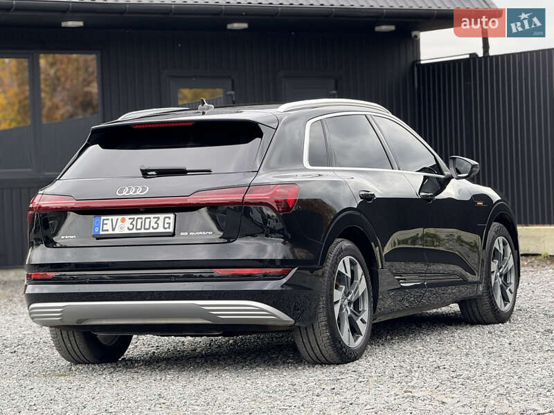 Позашляховик / Кросовер Audi e-tron 2019 в Дрогобичі