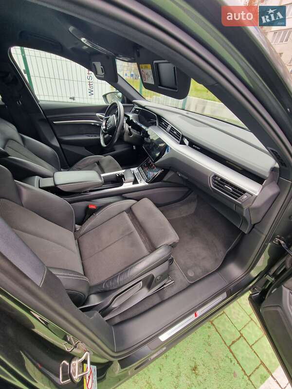 Внедорожник / Кроссовер Audi e-tron 2020 в Львове фото 40 Внедорожник / Кроссовер Audi e-tron 2020 в Львове