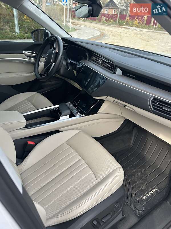 Позашляховик / Кросовер Audi e-tron 2020 в Житомирі фото 2 Позашляховик / Кросовер Audi e-tron 2020 в Житомирі