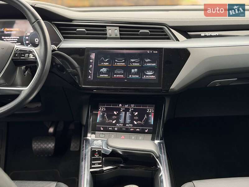 Позашляховик / Кросовер Audi e-tron 2019 в Кривому Розі фото 53 Позашляховик / Кросовер Audi e-tron 2019 в Кривому Розі