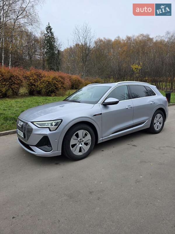 Внедорожник / Кроссовер Audi e-tron 2020 в Тернополе фото 6 Внедорожник / Кроссовер Audi e-tron 2020 в Тернополе