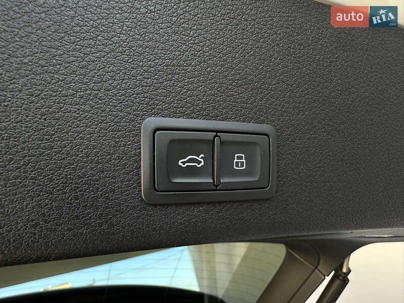 Позашляховик / Кросовер Audi e-tron 2019 в Ужгороді