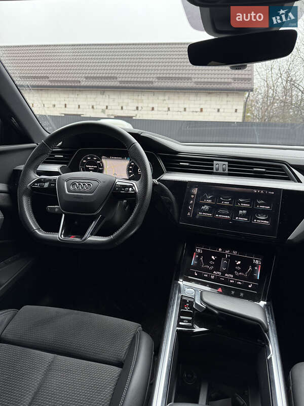Внедорожник / Кроссовер Audi e-tron 2020 в Виннице