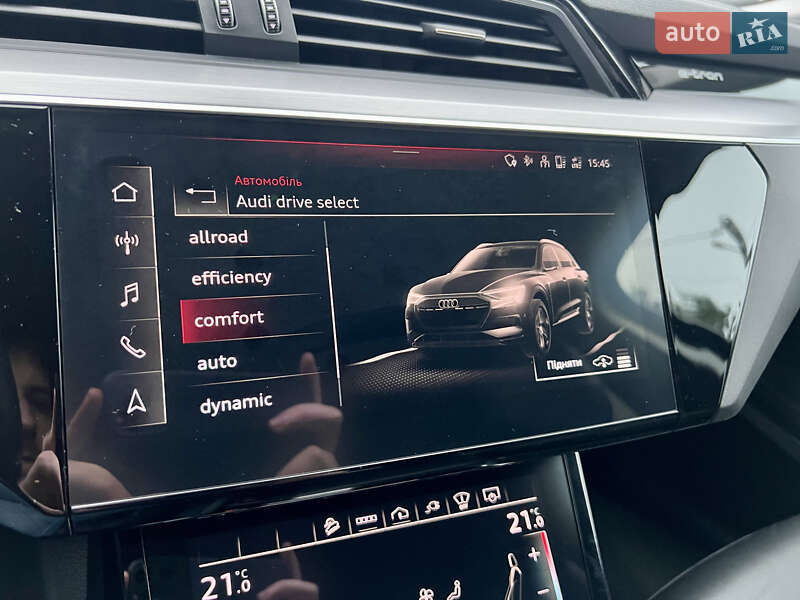 Внедорожник / Кроссовер Audi e-tron 2021 в Киеве фото 37 Внедорожник / Кроссовер Audi e-tron 2021 в Киеве