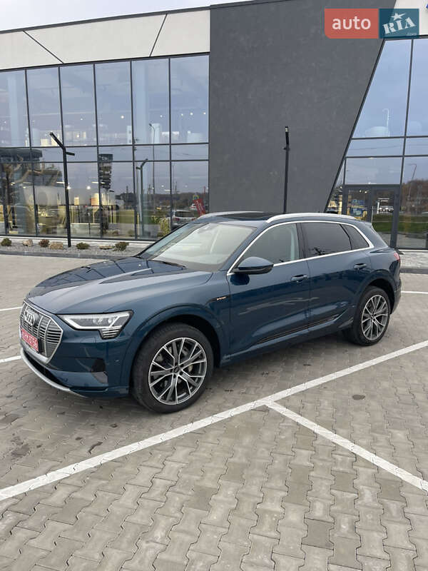 Позашляховик / Кросовер Audi e-tron 2020 в Луцьку