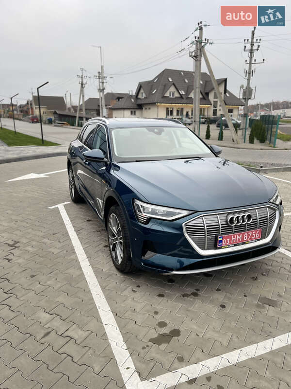 Позашляховик / Кросовер Audi e-tron 2020 в Луцьку