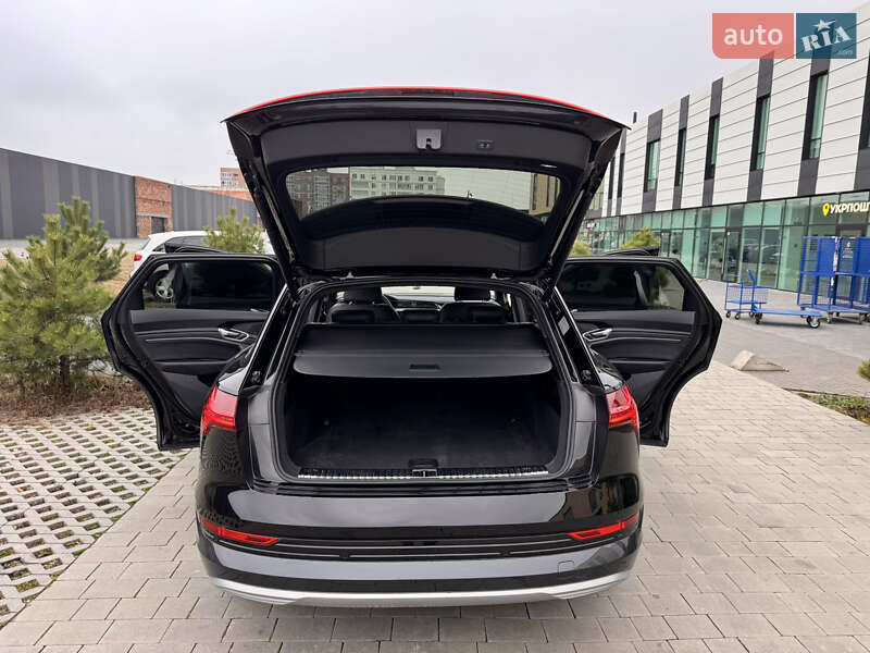 Внедорожник / Кроссовер Audi e-tron 2023 в Хмельницком фото 50 Внедорожник / Кроссовер Audi e-tron 2023 в Хмельницком