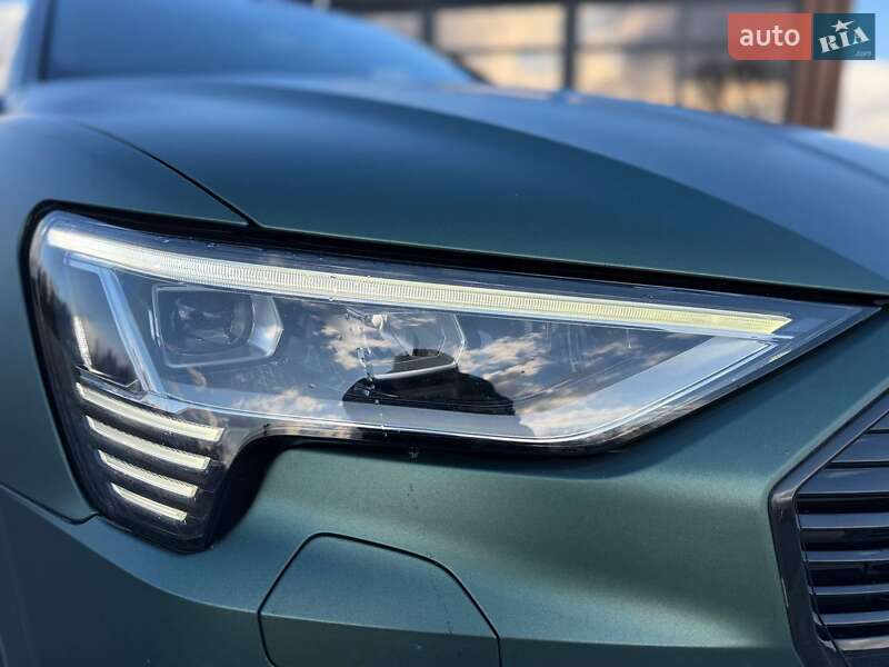 Позашляховик / Кросовер Audi e-tron 2020 в Коломиї