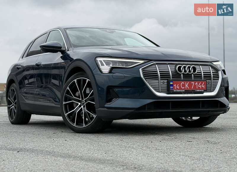 Позашляховик / Кросовер Audi e-tron 2021 в Києві фото 20 Позашляховик / Кросовер Audi e-tron 2021 в Києві