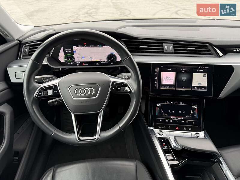 Позашляховик / Кросовер Audi e-tron 2021 в Києві фото 42 Позашляховик / Кросовер Audi e-tron 2021 в Києві