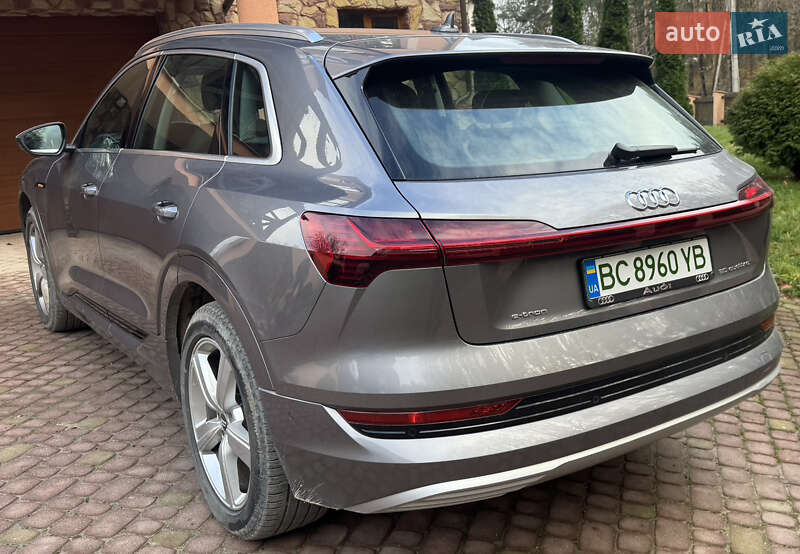 Позашляховик / Кросовер Audi e-tron 2019 в Львові