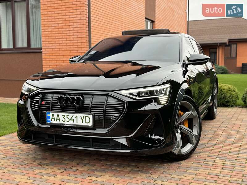 Внедорожник / Кроссовер Audi e-tron 2021 в Киеве фото 3 Внедорожник / Кроссовер Audi e-tron 2021 в Киеве
