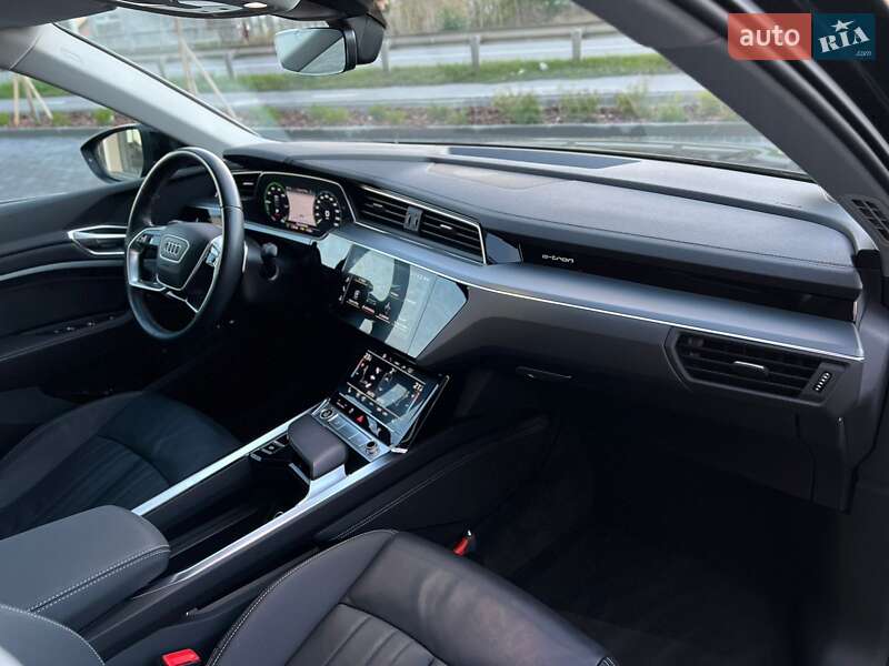 Внедорожник / Кроссовер Audi e-tron 2021 в Виннице