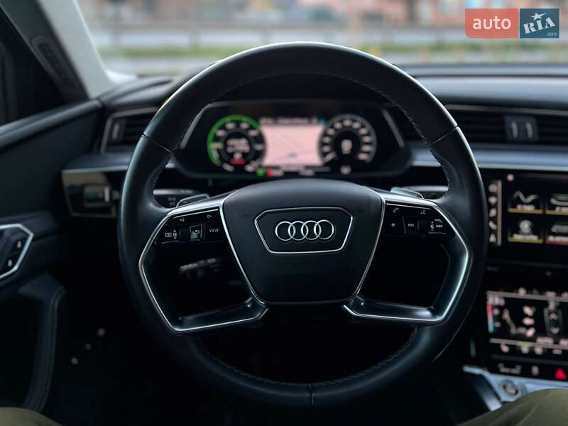 Внедорожник / Кроссовер Audi e-tron 2021 в Виннице