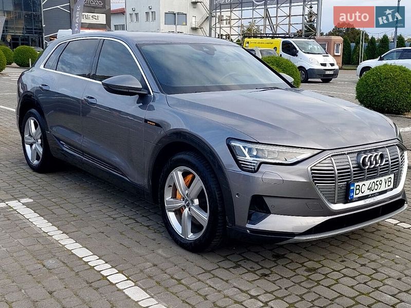 2019 Audi E-Tron, VIN WAUZZZGE8LB006489:plate — фото 1 (autoria)