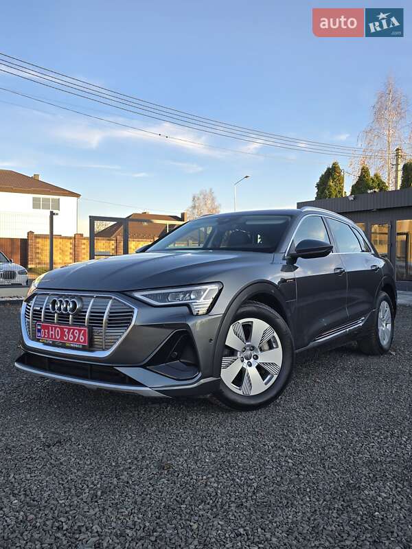 Позашляховик / Кросовер Audi e-tron 2020 в Луцьку