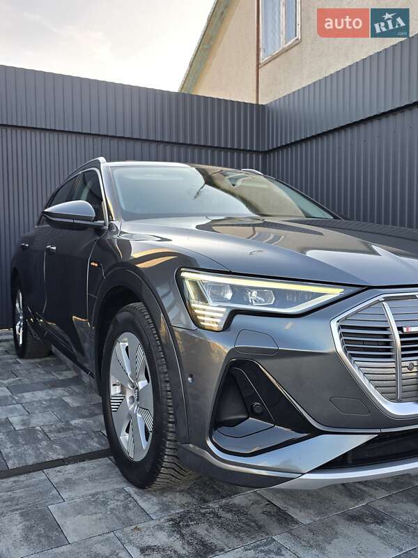 Позашляховик / Кросовер Audi e-tron 2020 в Луцьку