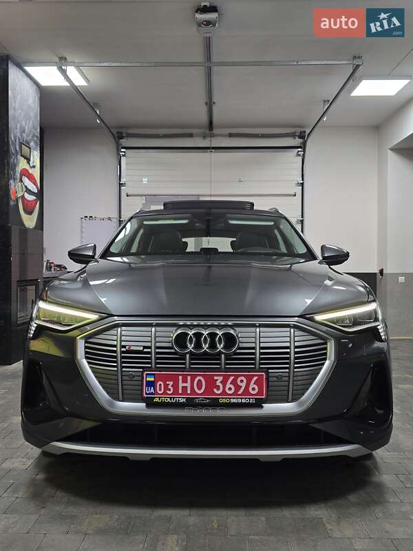 Позашляховик / Кросовер Audi e-tron 2020 в Луцьку