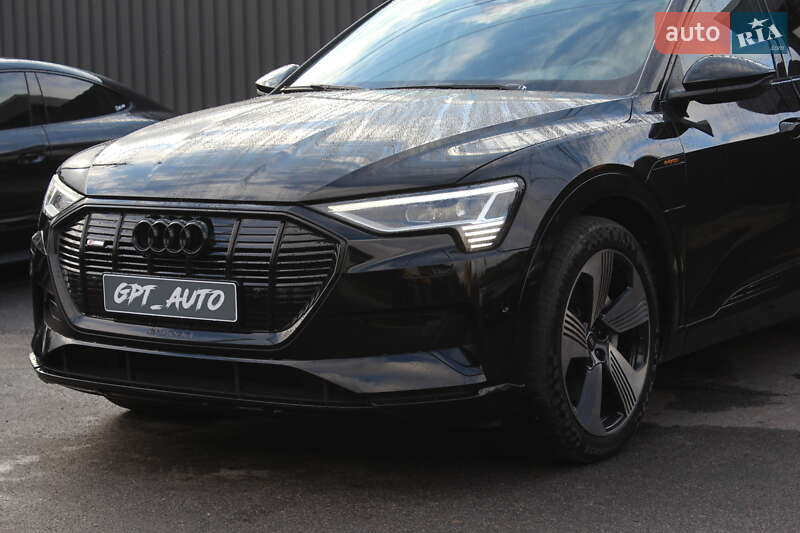 Внедорожник / Кроссовер Audi e-tron 2022 в Киеве фото 5 Внедорожник / Кроссовер Audi e-tron 2022 в Киеве